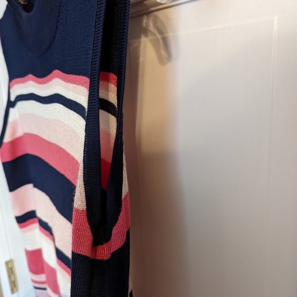 Host Pick! Preston & York Petites Navy & Pink Striped Sleeveless Sweater sz PM - Picture 4 of 7